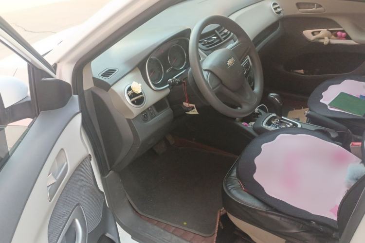 Used Chevrolet Sail 2015 Sail 3 1.3L AMT Ideal Edition Driver Seat