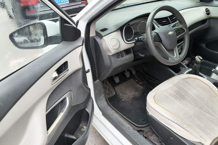 Used Chevrolet Sail 2015 Sail 3 1.5L Manual Happiness Edition Driver Seat