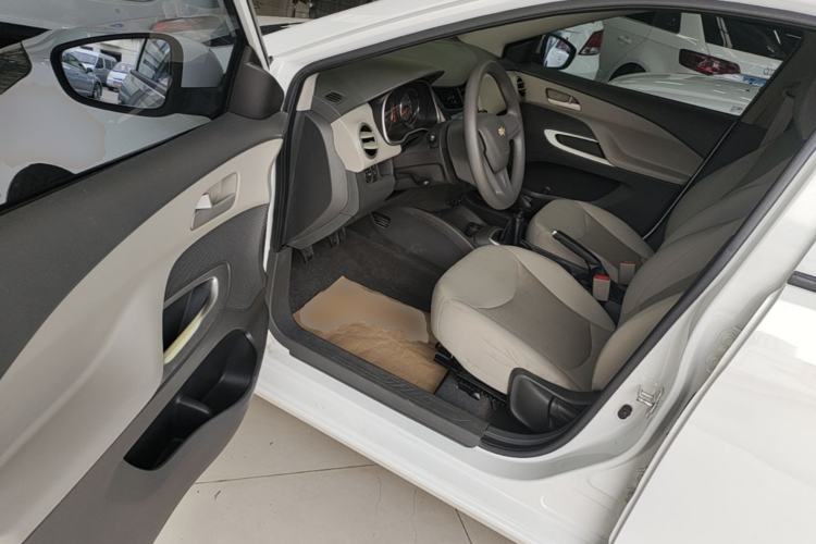 Used Chevrolet Sail 2015 Sail 3 1.3L Manual with Ideal Sunroof Edition Driver Seat