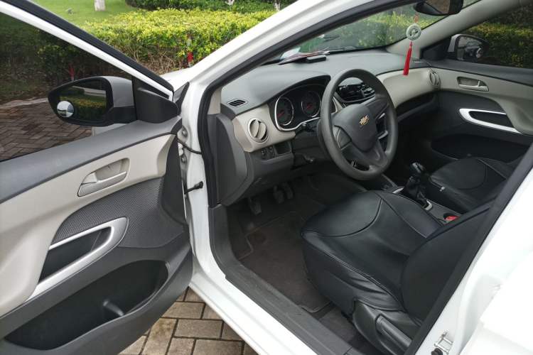 Used Chevrolet Sail 2015 Sail 3 1.5L Manual with Ideal Sunroof Edition Driver Seat