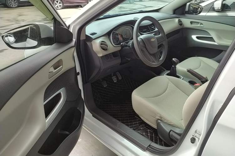 Used Chevrolet Sail 2015 Sail 3 1.5L Manual with Ideal Sunroof Edition Driver Seat