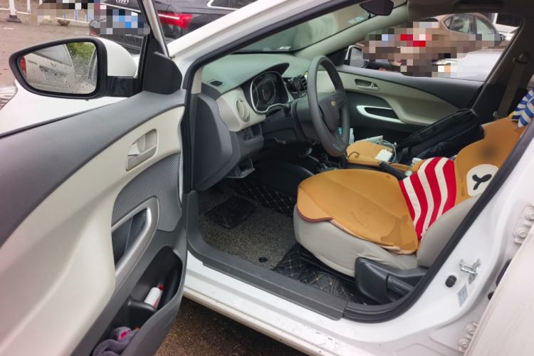 Used Chevrolet Sail 2015 Sail 3 1.3L AMT Ideal Edition Driver Seat