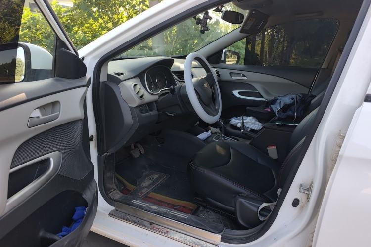 Used Chevrolet Sail 2015 Sail 3 1.3L AMT Ideal Edition Driver Seat