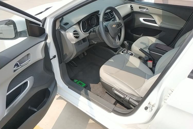 Used Chevrolet Sail 2015 Sail 3 1.5L AMT Happiness Sunroof Edition Driver Seat