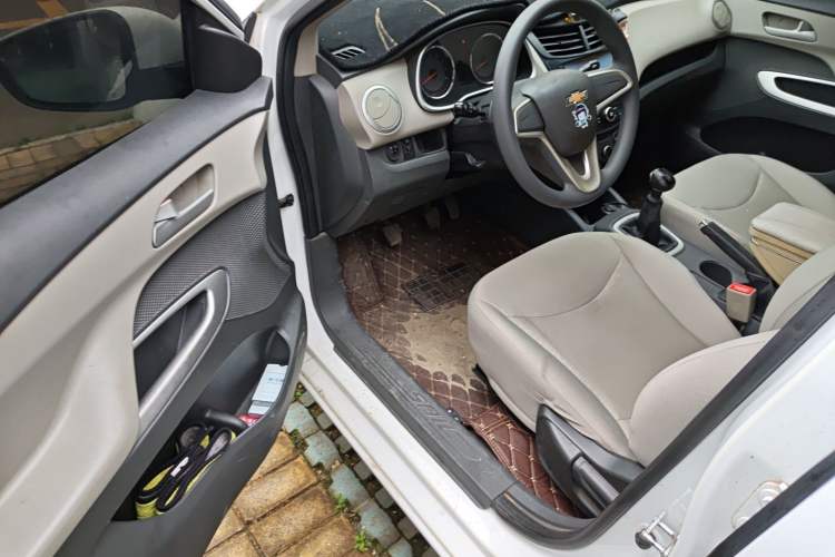 Used Chevrolet Sail 2015 Sail 3 1.3L Manual Ideal Edition Driver Seat