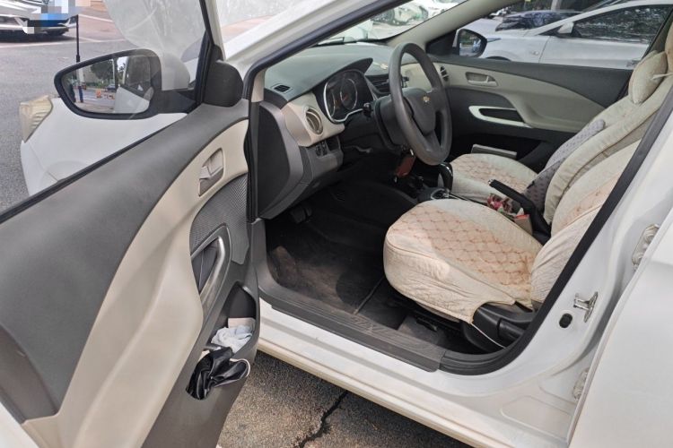 Used Chevrolet Sail 2015 Sail 3 1.3L AMT Ideal Edition Driver Seat