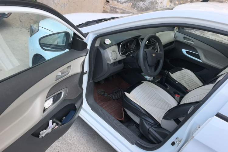 Used Chevrolet Sail 2015 Sail 3 1.3L Manual Ideal Edition Driver Seat