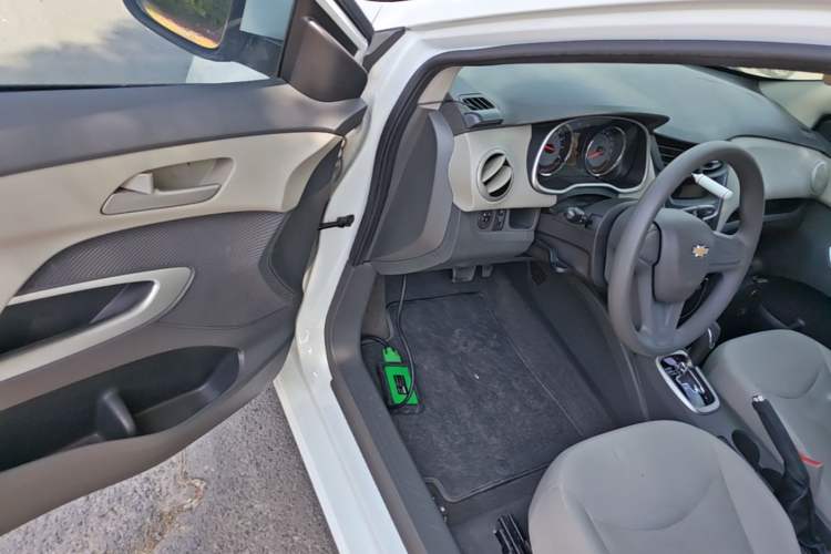 Used Chevrolet Sail 2015 Sail 3 1.3L AMT Ideal Edition Driver Seat
