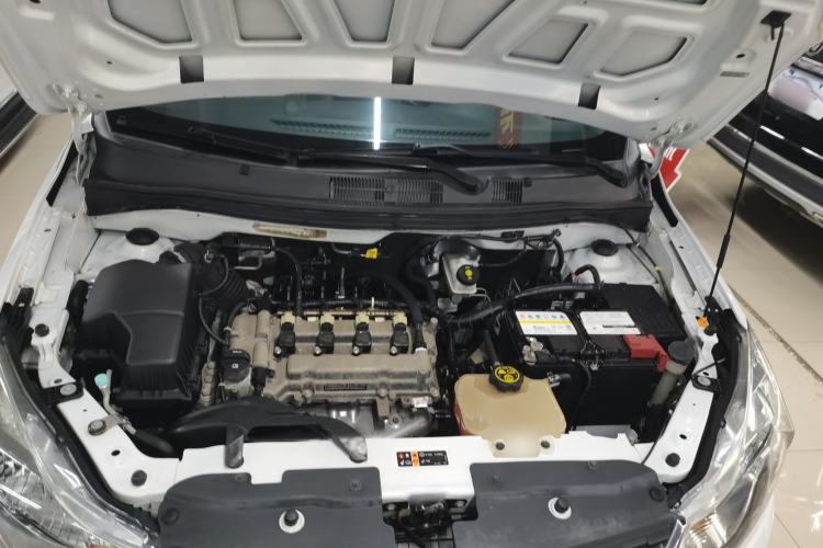 Used Chevrolet Sail 2015 Sail 3 1.5L AMT Happiness Sunroof Edition Engine Bay