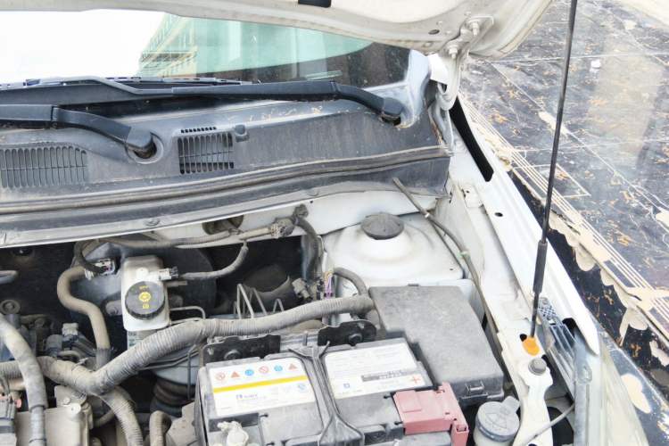 Used Chevrolet Sail 2015 Sail 3 1.3L AMT Ideal Edition Engine Bay Left