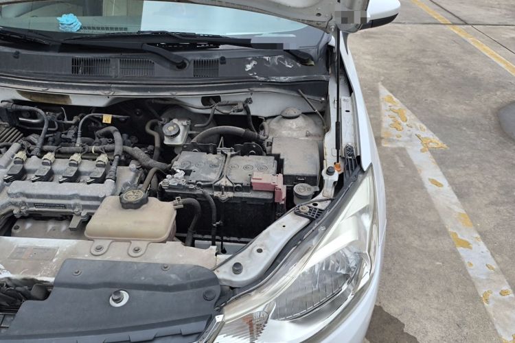 Used Chevrolet Sail 2015 Sail 3 1.3L AMT Ideal Edition Engine Bay Left