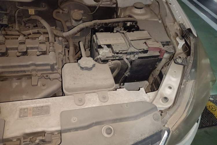 Used Chevrolet Sail 2015 Sail 3 1.5L AMT Happiness Sunroof Edition Engine Bay Left