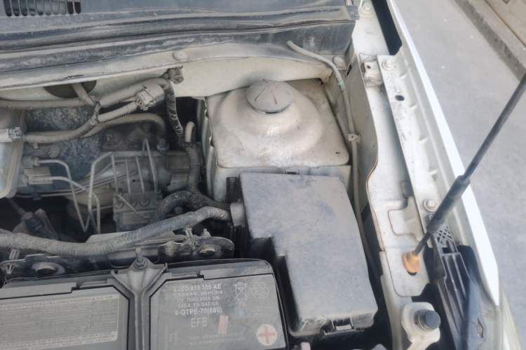 Used Chevrolet Sail 2015 Sail 3 1.3L Manual Ideal Edition Engine Bay Left