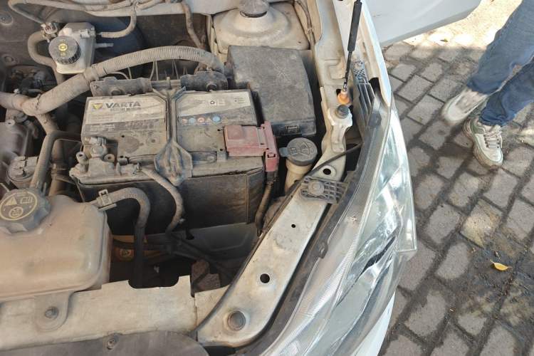 Used Chevrolet Sail 2015 Sail 3 1.3L AMT Ideal Edition Engine Bay Left