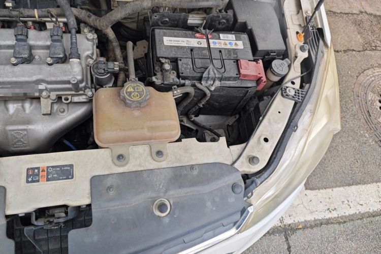 Used Chevrolet Sail 2015 Sail 3 1.3L AMT Ideal Edition Engine Bay Left