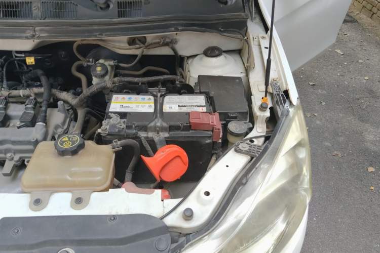 Used Chevrolet Sail 2015 Sail 3 1.5L Manual with Ideal Sunroof Edition Engine Bay Left