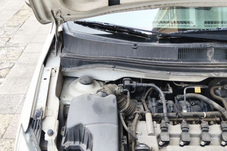 Used Chevrolet Sail 2015 Sail 3 1.3L AMT Ideal Edition Engine Bay Right