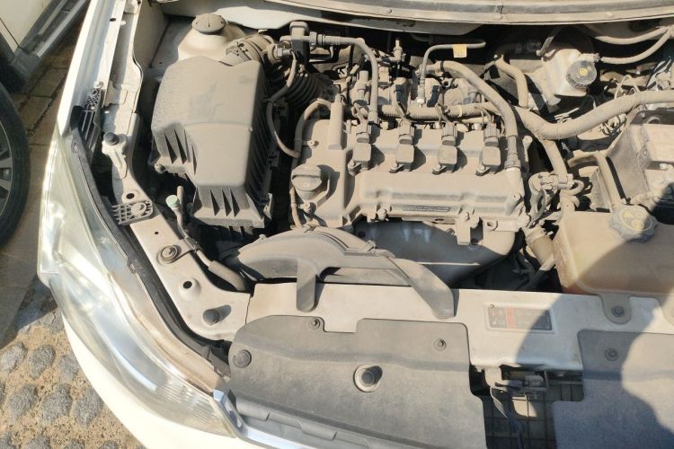 Used Chevrolet Sail 2015 Sail 3 1.3L AMT Ideal Edition Engine Bay Right