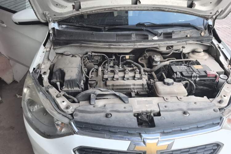 Used Chevrolet Sail 2015 Sail 3 1.3L Manual with Ideal Sunroof Edition Engine Bay Right