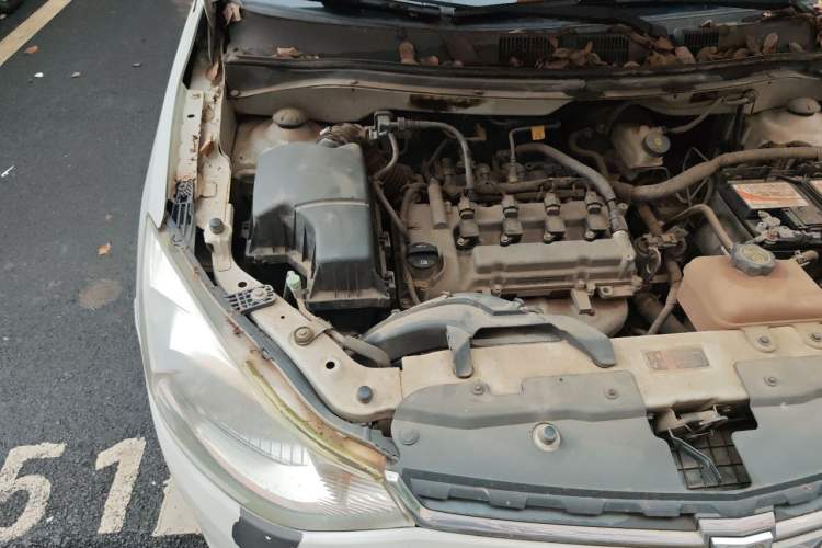Used Chevrolet Sail 2015 Sail 3 1.3L AMT Ideal Edition Engine Bay Right