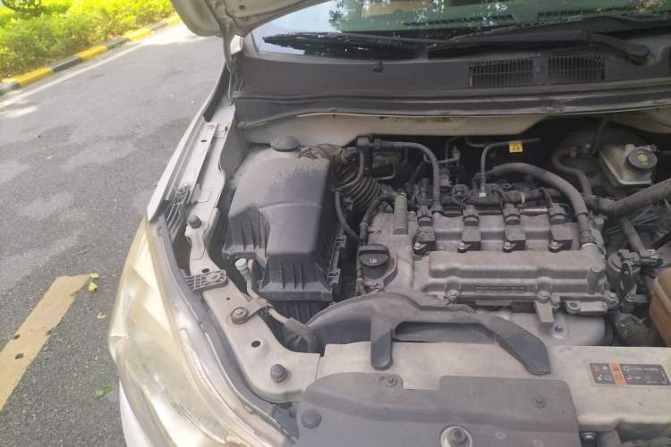 Used Chevrolet Sail 2015 Sail 3 1.3L AMT Ideal Edition Engine Bay Right