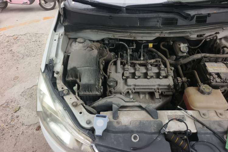 Used Chevrolet Sail 2015 Sail 3 1.3L AMT Ideal Edition Engine Bay Right
