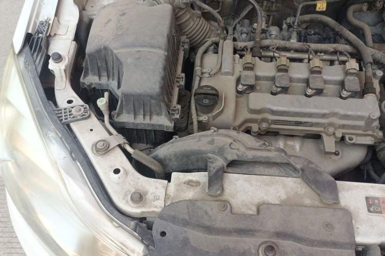 Used Chevrolet Sail 2015 Sail 3 1.3L AMT Ideal Edition Engine Bay Right