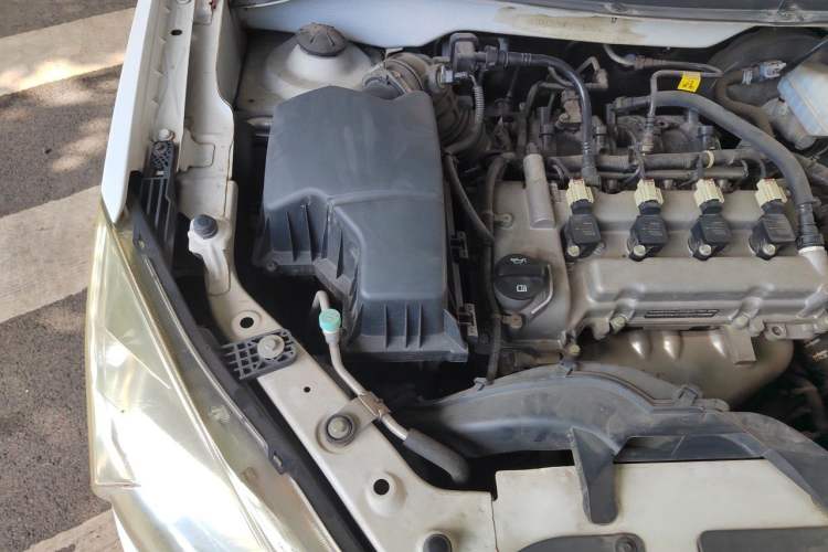 Used Chevrolet Sail 2015 Sail 3 1.3L AMT Ideal Edition Engine Bay Right