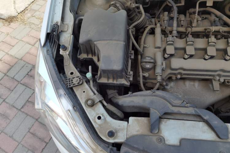 Used Chevrolet Sail 2015 Sail 3 1.5L AMT Happiness Sunroof Edition Engine Bay Right