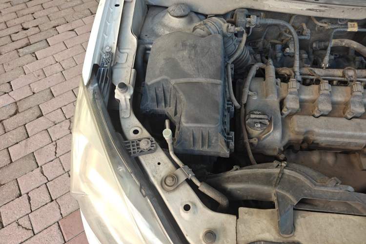 Used Chevrolet Sail 2015 Sail 3 1.3L AMT Ideal Edition Engine Bay Right