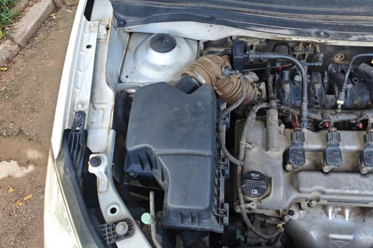 Used Chevrolet Sail 2015 Sail 3 1.3L AMT Ideal Edition Engine Bay Right