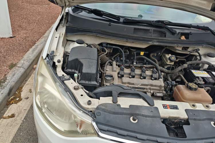 Used Chevrolet Sail 2015 Sail 3 1.3L Manual Ideal Edition Engine Bay Right