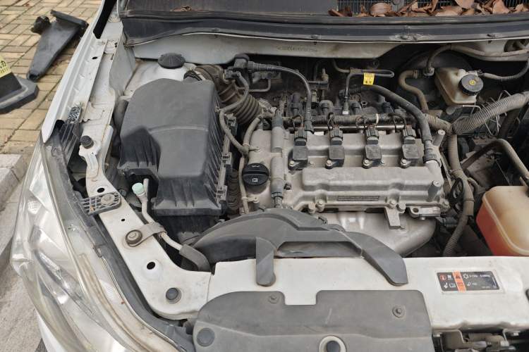 Used Chevrolet Sail 2015 Sail 3 1.5L AMT Happiness Sunroof Edition Engine Bay Right