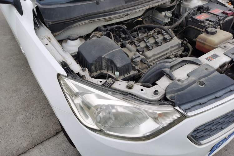 Used Chevrolet Sail 2015 Sail 3 1.5L Manual with Ideal Sunroof Edition Engine Bay Right