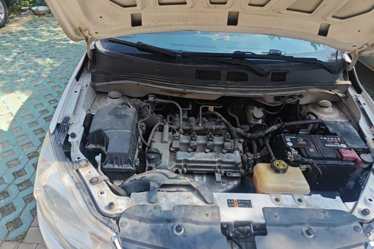 Used Chevrolet Sail 2015 Sail 3 1.3L AMT Ideal Edition Engine Bay Right