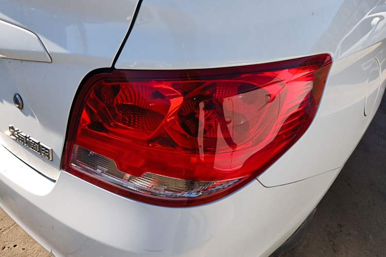 Used Chevrolet Sail 2015 Sail 3 1.5L Manual with Ideal Sunroof Edition Exterior 2