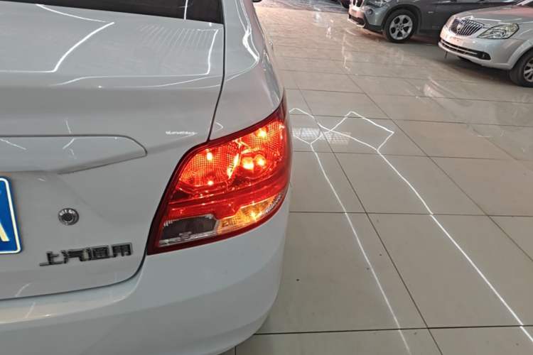 Used Chevrolet Sail 2015 Sail 3 1.3L AMT Ideal Edition Exterior 3