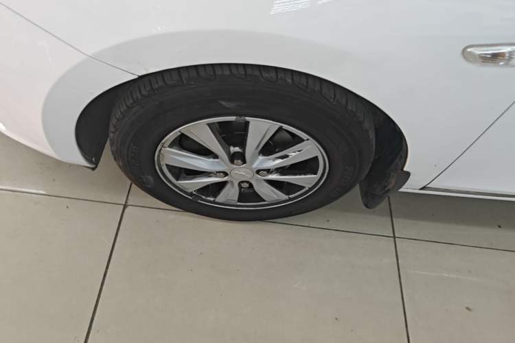 Used Chevrolet Sail 2015 Sail 3 1.3L AMT Ideal Edition Exterior 4