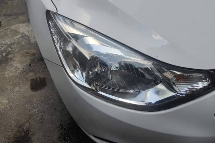 Used Chevrolet Sail 2015 Sail 3 1.3L AMT Ideal Edition Exterior 6