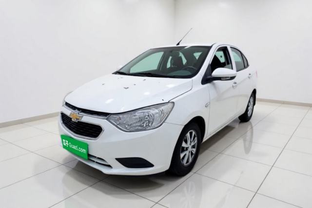 Ojetý Chevrolet Sail 2015 Sail 3 1.5L Manual with Ideal Sunroof Edition