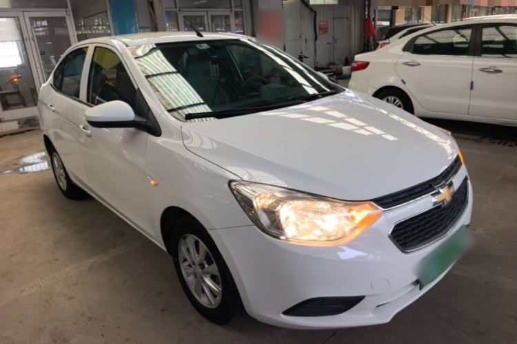 Used Chevrolet Sail 2015 Sail 3 1.3L AMT Ideal Edition Front Right 45 Deg