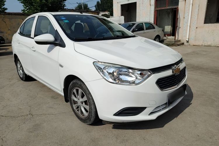 Used Chevrolet Sail 2015 Sail 3 1.3L AMT Ideal Edition Front Right 45 Deg