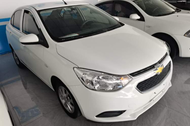 Used Chevrolet Sail 2015 Sail 3 1.3L Manual Ideal Edition Front Right 45 Deg