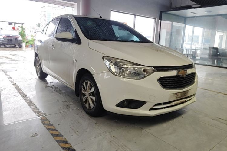 Used Chevrolet Sail 2015 Sail 3 1.5L AMT Happiness Sunroof Edition Front Right 45 Deg