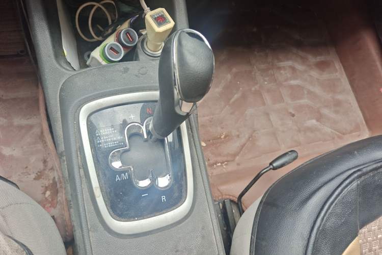 Used Chevrolet Sail 2015 Sail 3 1.3L AMT Ideal Edition Gear Lever
