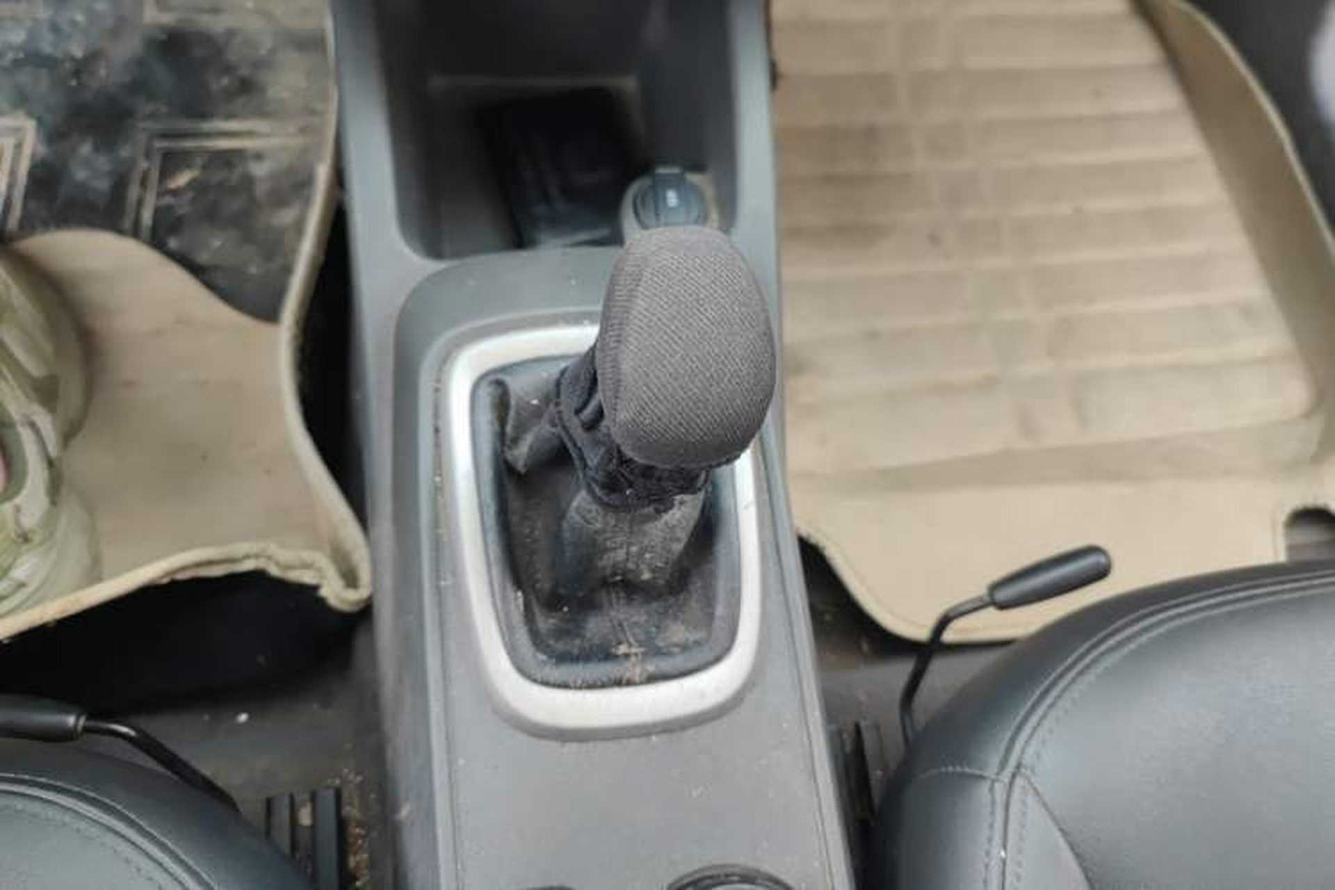 Used Chevrolet Sail 2015 Sail 3 1.5L Manual with Ideal Sunroof Edition Gear Lever
