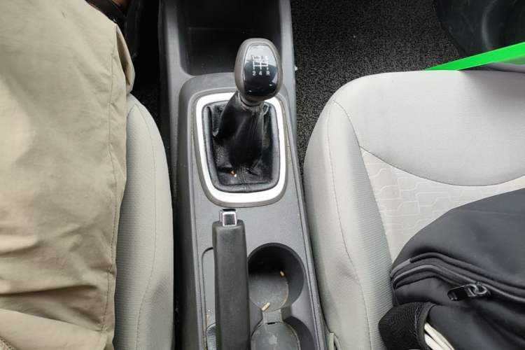 Used Chevrolet Sail 2015 Sail 3 1.3L Manual Ideal Edition Gear Lever