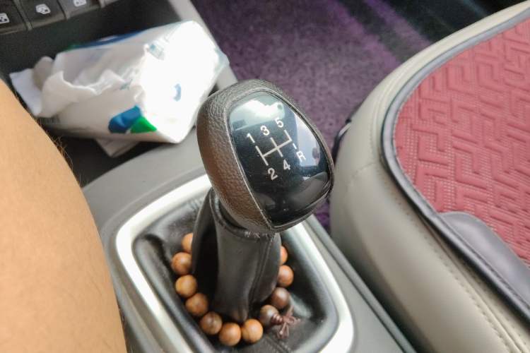 Used Chevrolet Sail 2015 Sail 3 1.3L Manual Ideal Edition Gear Lever
