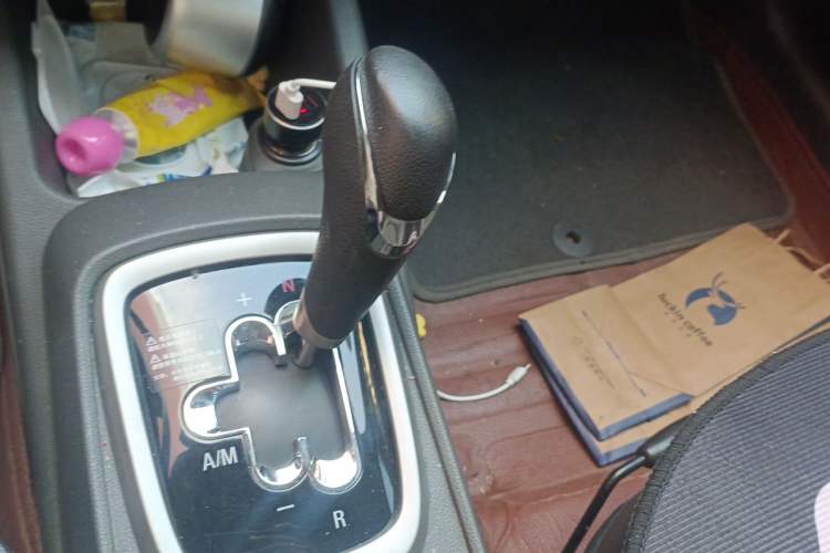 Used Chevrolet Sail 2015 Sail 3 1.3L AMT Ideal Edition Gear Lever