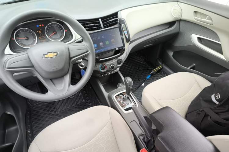 Used Chevrolet Sail 2015 Sail 3 1.3L AMT Ideal Edition Gear Lever